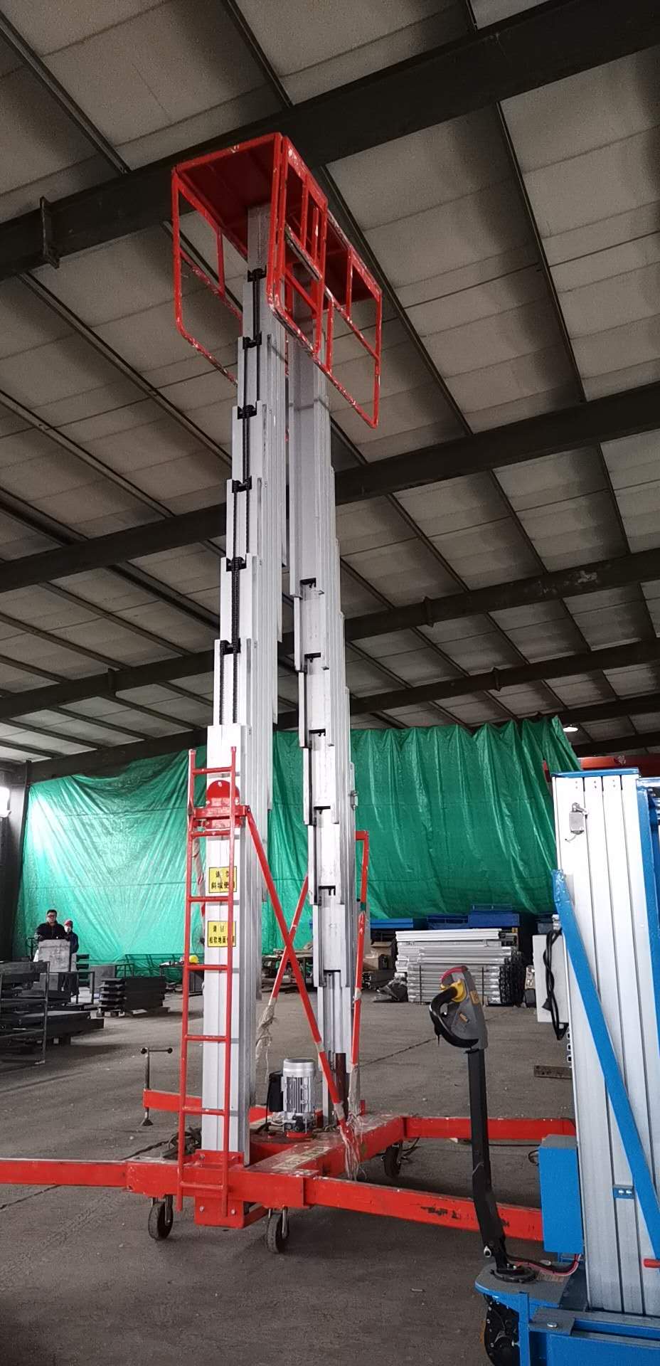 鋁合金升降機(jī)適合戶外操作嗎(圖2) 84b5ce641427ff40a4ddcb951c4c6e4.jpg
