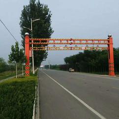 智能升降限高桿(圖1) \